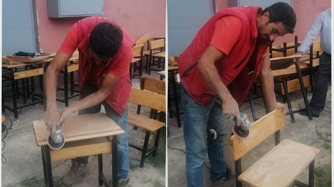 OKULUMUZUN SIRALARINI YENİLİYORUZ